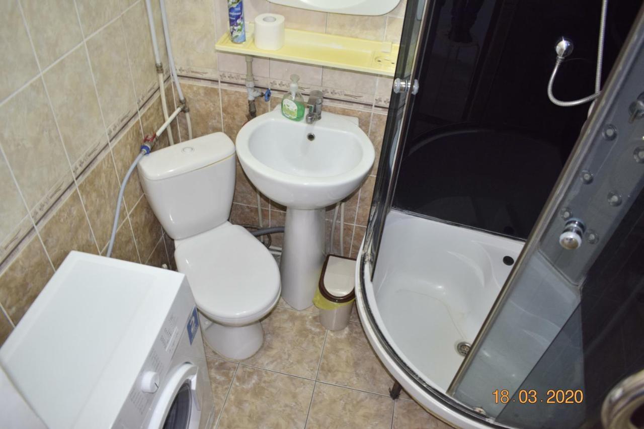 1 Комнатные Апартаменты На Ауэзова 236 Kökchetaou Extérieur photo