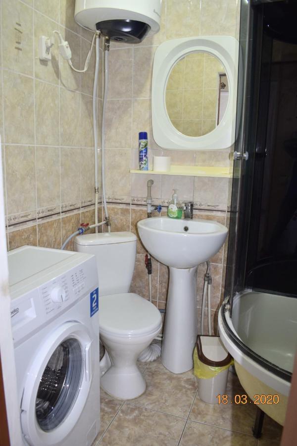 1 Комнатные Апартаменты На Ауэзова 236 Kökchetaou Extérieur photo